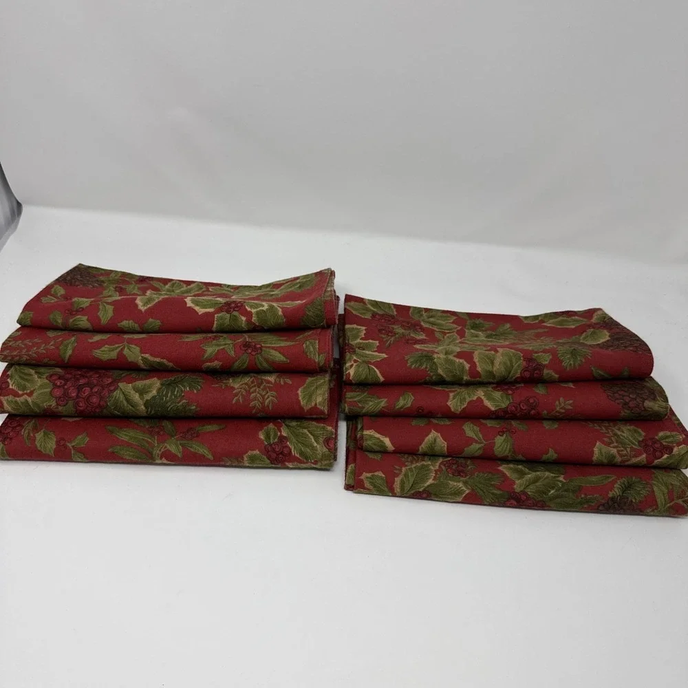 Ralph Lauren Birchmont 8 Red Berry Pine cone Holly Christmas Winter Cloth Napkin